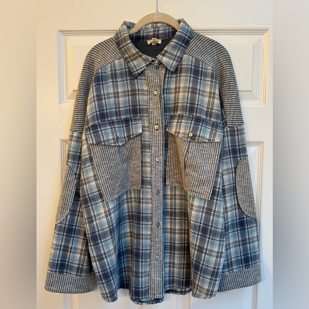 New Pol Blue And Gray Oversized Plaid Button-Up Shirt Size Small